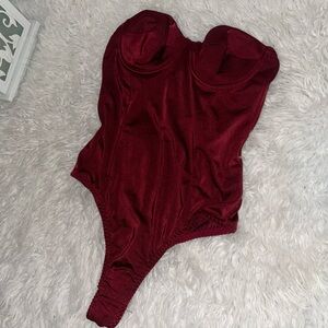 Elegant Burgundy Women's Intimate